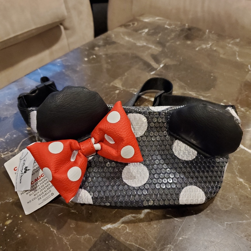 Disney Minnie Mouse Sequined Hip Pack